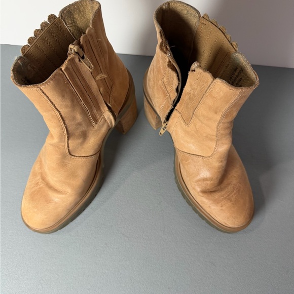 Free People Tan Heeled Boots - Picture 2 of 8